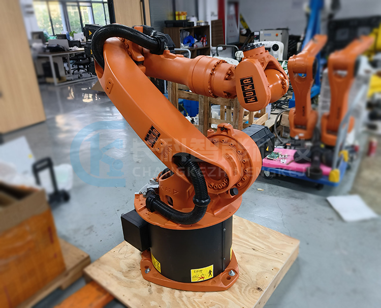 KUKA KR C2 Robot Body KR16-2